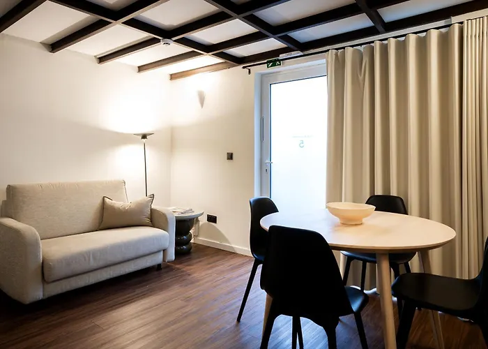 Fine Arts Ateliers By Olala Homes