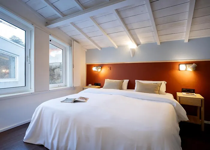 Fine Arts Ateliers By Olala Homes