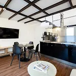 Fine Arts Ateliers By Olala Homes * Порту
