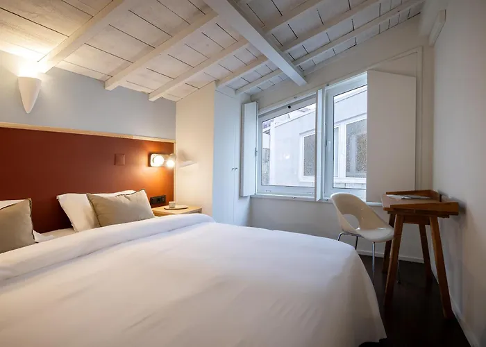 Fine Arts Ateliers By Olala Homes *