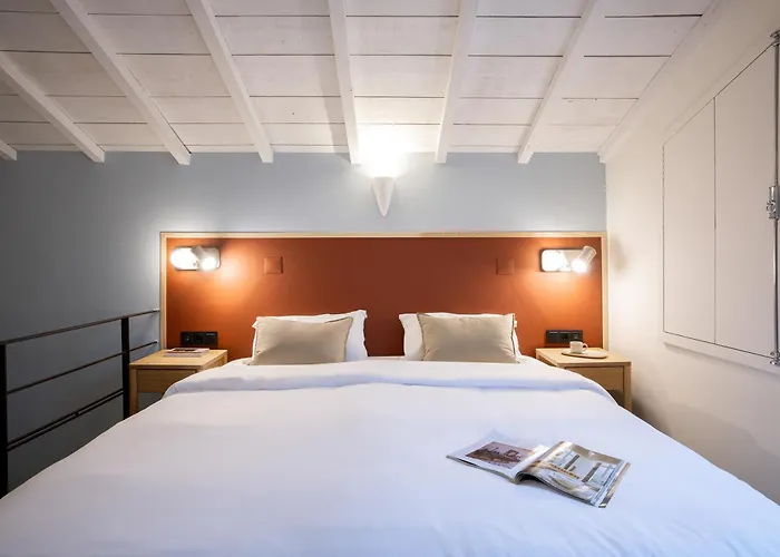 Daire Fine Arts Ateliers By Olala Homes