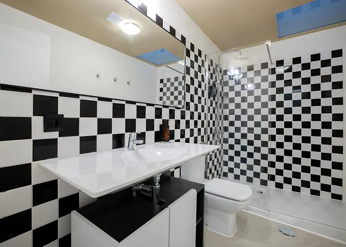 Fine Arts Ateliers By Olala Homes *