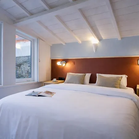 Fine Arts Ateliers By Olala Homes