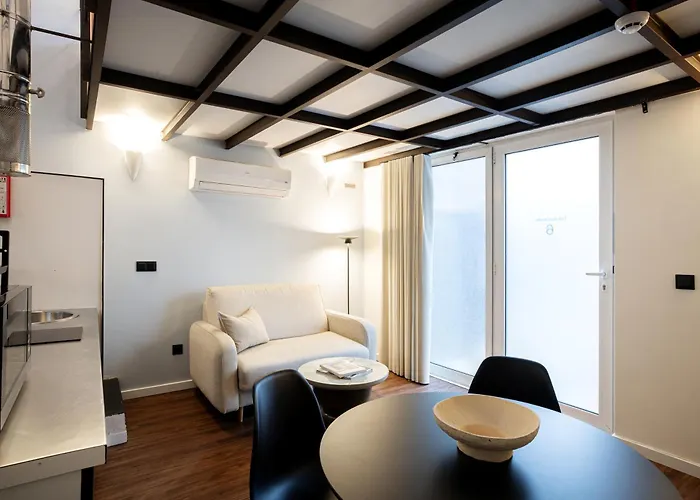 Fine Arts Ateliers By Olala Homes